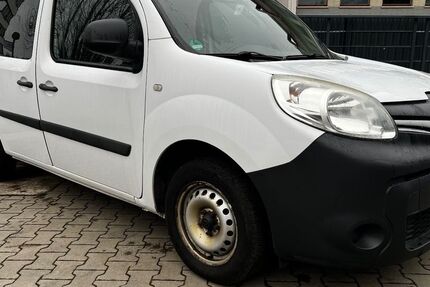 Renault Kangoo 120.523 km 4.900 &euro; Frankfurt am Main / Bergen-Enkheim 60388