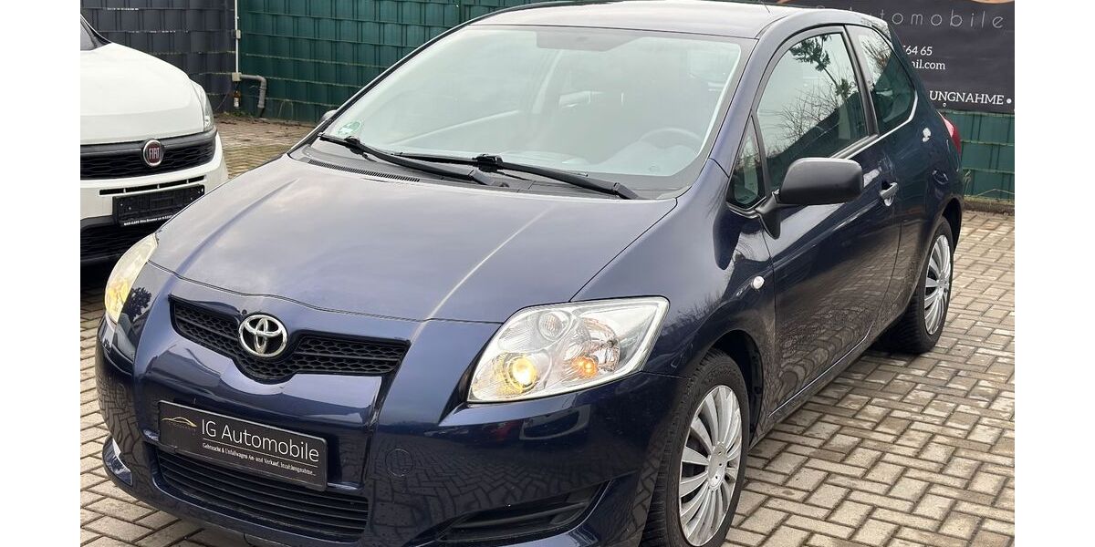 Toyota Auris 166.000 km 2.970 &euro; Köln 51109