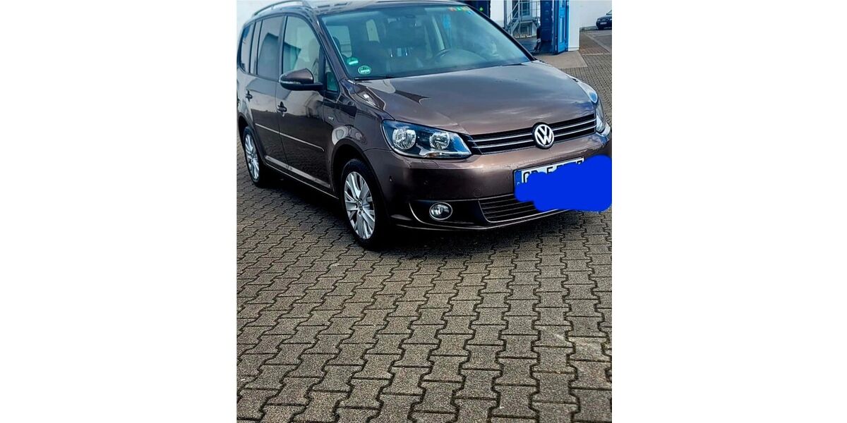 VW Touran 205.000 km 6.250 &euro; Gingen an der Fils 73333