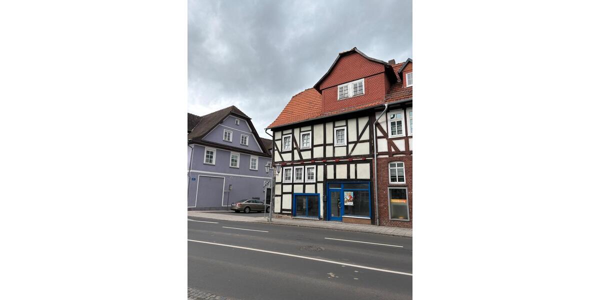 Einfamilienhaus Schwalmstadt - 50.000&euro; | Angebot:26096415