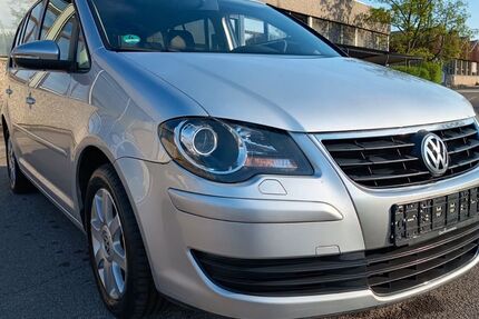 VW Touran 239.000 km 4.400 &euro; Lahr-Langenwinkel 77933