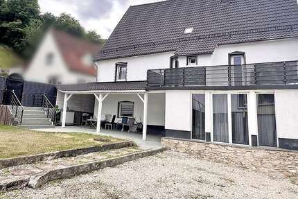 Haus zum Kaufen in Königsbronn 309.000 € 203 m² 7.5 zimmer