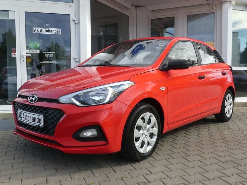 i20