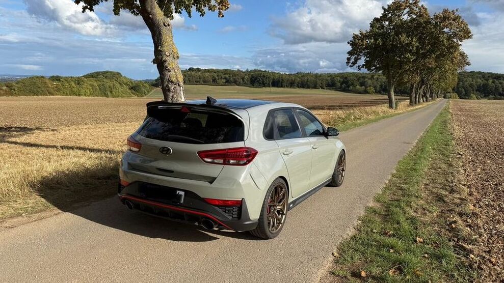 i30
