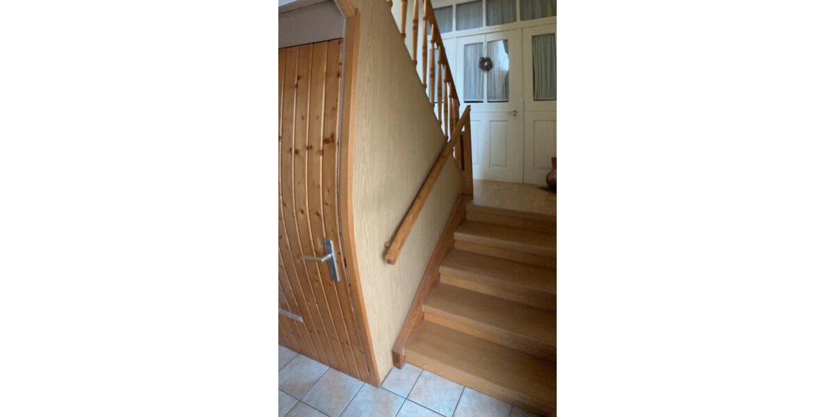Mehrfamilienhaus, Wohnhaus Pfullingen - 11 Zimmer, 204 m&sup2;, 460.000&euro; | Angebot:26777658
