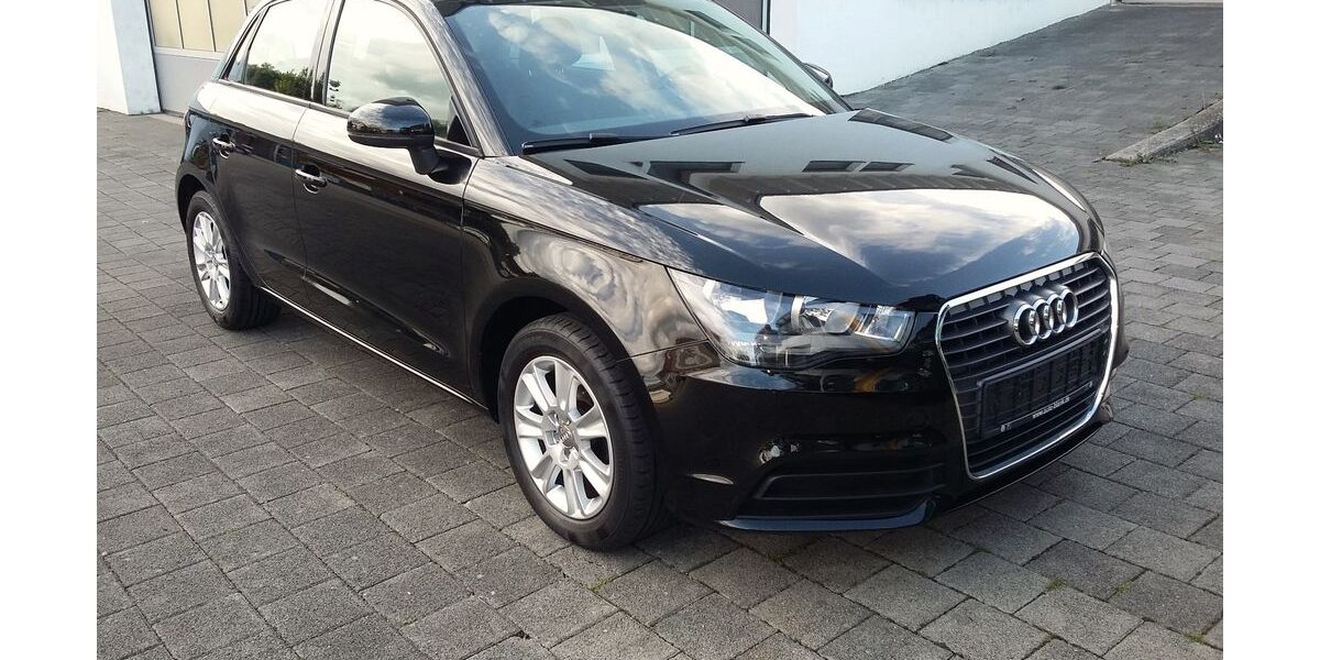 Audi A1 89.000 km 10.900 &euro; Metzingen 72555