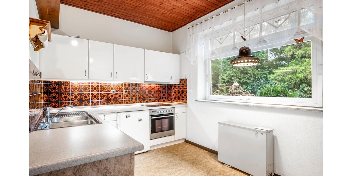 Einfamilienhaus Oyten Oyterdamm - 7 Zimmer, 392 m&sup2;, 485.000&euro; | Angebot:25862502