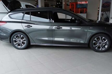 Ford Focus 2.950 km 25.990 &euro; Hamburg 22761