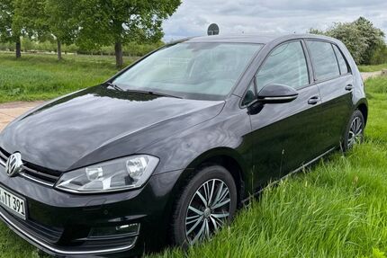 VW Golf 98.200 km 12.000 &euro; Verden 27283