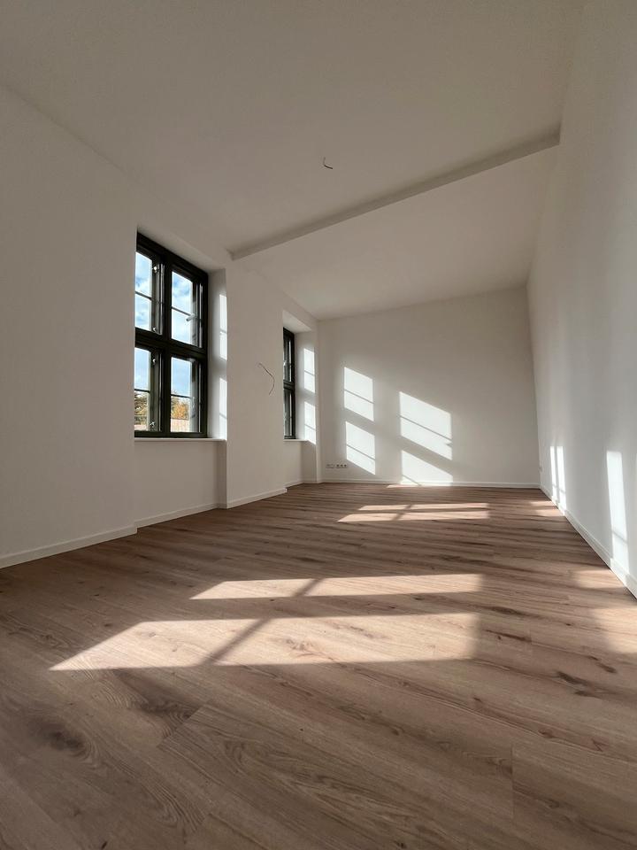 Historisches Flair trifft modernen Komfort: 3-Zimmer-Wohnung im Prinzenpalais zimmer