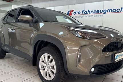 Toyota Yaris 40.000 km 22.988 &euro; Rheinbach 53359