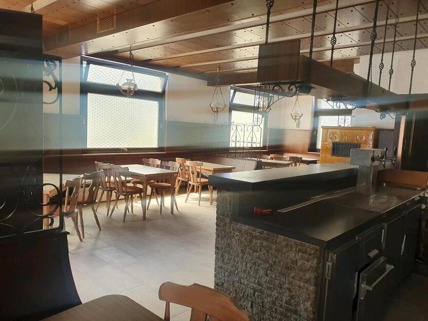 Gaststätte zu vermieten in Elztal-Auerbach zimmer