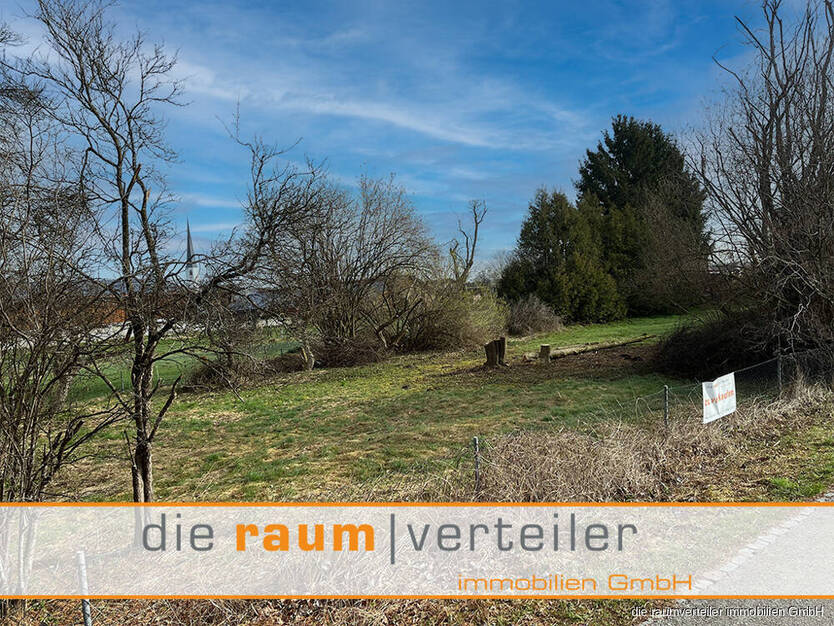 Bruckmühl: Sonniges Grundstück mit Bergblick in Südlage für ein Doppelhaus oder EFH