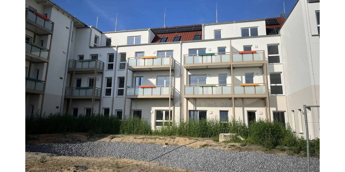 Etagenwohnung Arnsdorf - 2 Zimmer, 42 m&sup2;, 555&euro; | Angebot:25709018