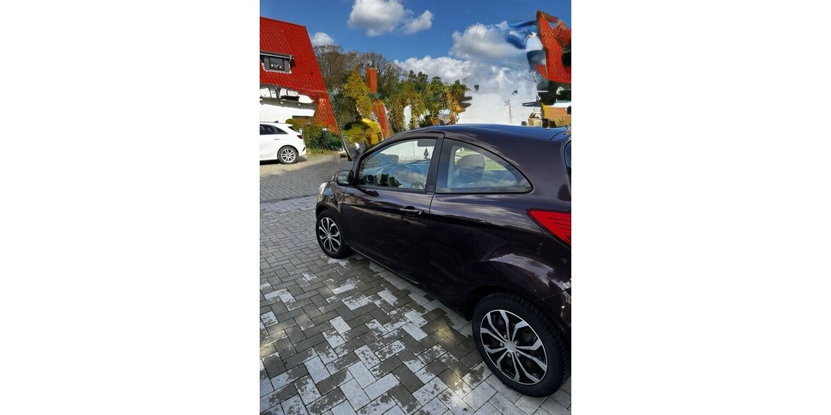 Ford Ka 90.008 km 2.500 &euro; Bremerhaven 27576