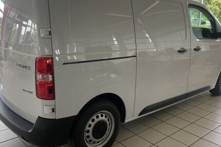 Toyota Proace (Verso) 79.998 km 21.990 &euro; Ruhland 01945