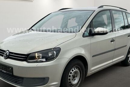VW Touran 121.665 km 4.499 &euro; Brehna 06796