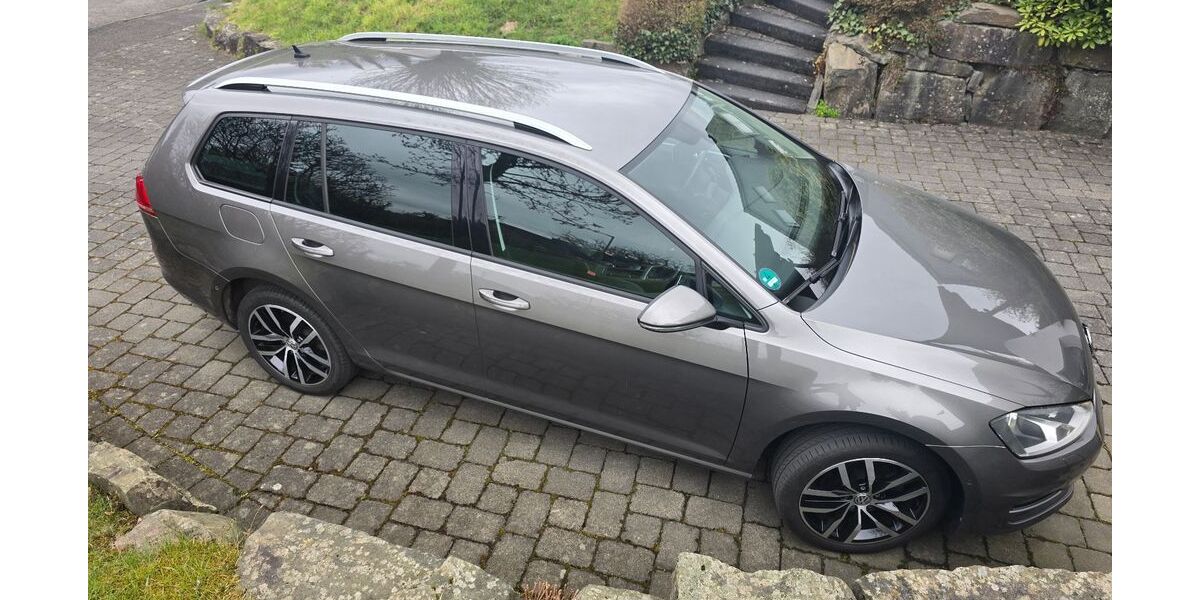 VW Golf 195.000 km 9.800 &euro; Hilchenbach 57271