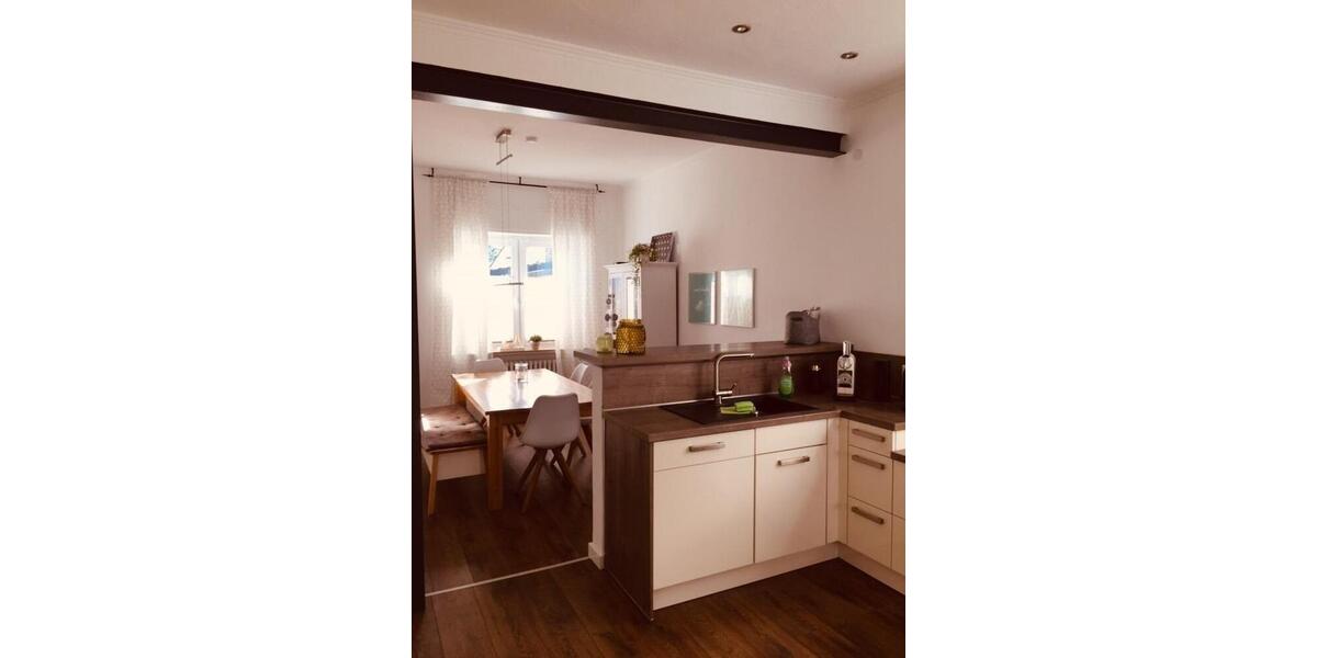 Doppelhaushälfte Lippstadt - 8 Zimmer, 165 m&sup2;, 1.450&euro; | Angebot:25281298