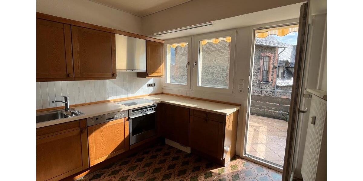 Dachgeschoßwohnung Mayen - 3 Zimmer, 70 m&sup2;, 780&euro; | Angebot:26033599