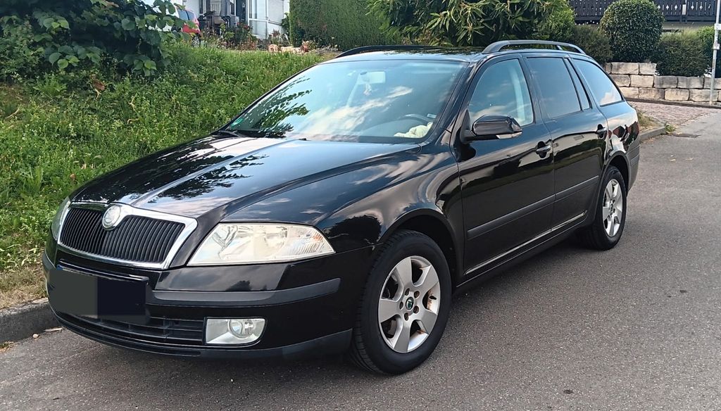 Skoda Octavia 258.000 km 2.690 &euro; Ulm 89079