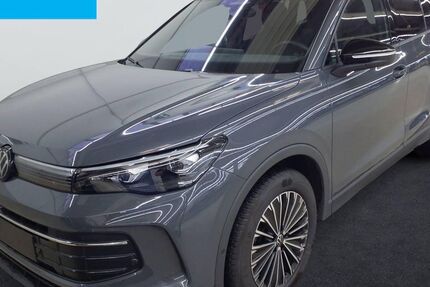 VW Tiguan 22.197 km 33.775 &euro; Troisdorf-Spich 53842