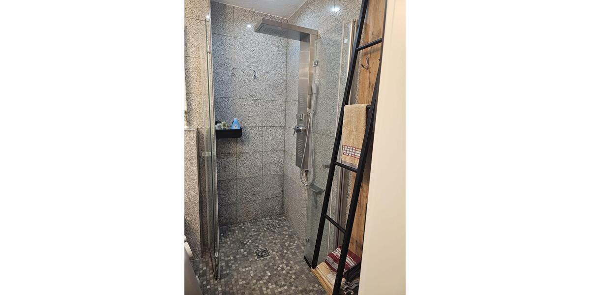 Erdgeschoßwohnung Wuppertal Arrenberg - 3 Zimmer, 84 m&sup2;, 210.000&euro; | Angebot:24841798