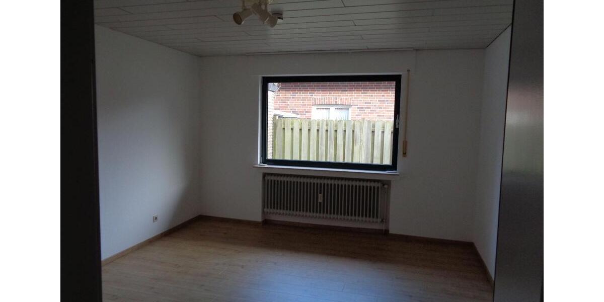 Einfamilienhaus Papenburg - 8 Zimmer, 228 m&sup2;, 345.000&euro; | Angebot:27018024