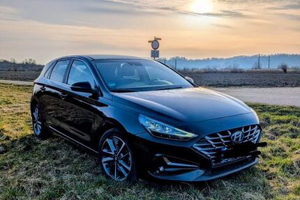 Hyundai i30 25.000 km 21.400 &euro; Fronreute 88273