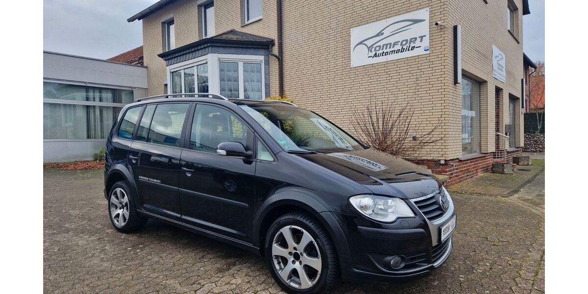 VW Touran 178.324 km 7.499 € Ilsede 31246