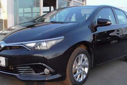 Toyota Auris 74.717 km 12.530 &euro; Meiningen 98617