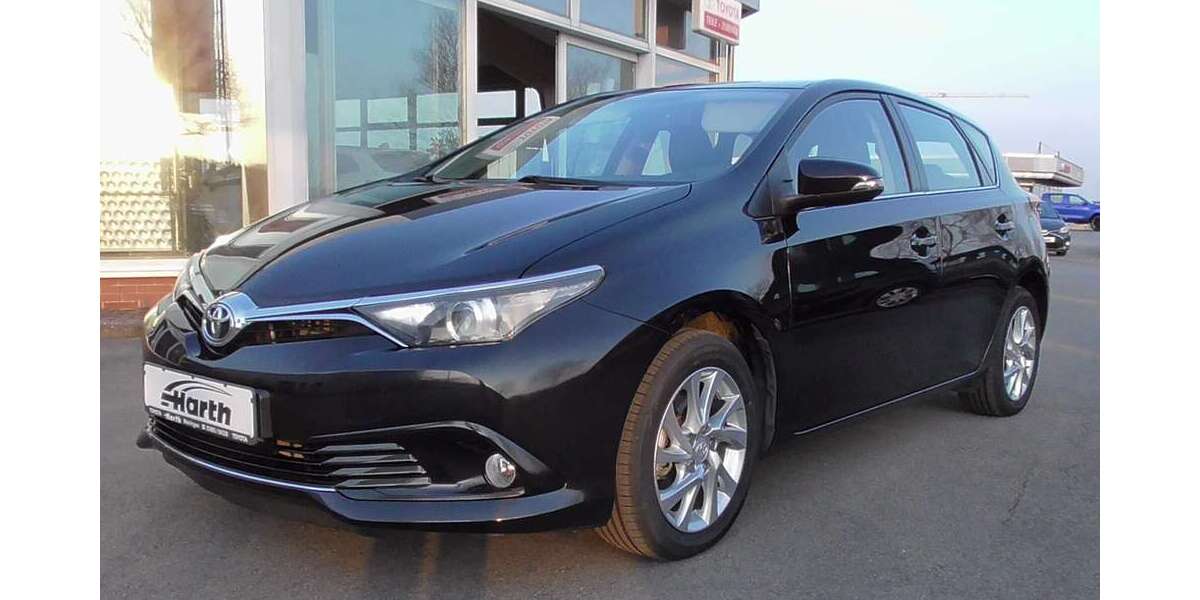 Toyota Auris 74.717 km 12.530 &euro; Meiningen 98617