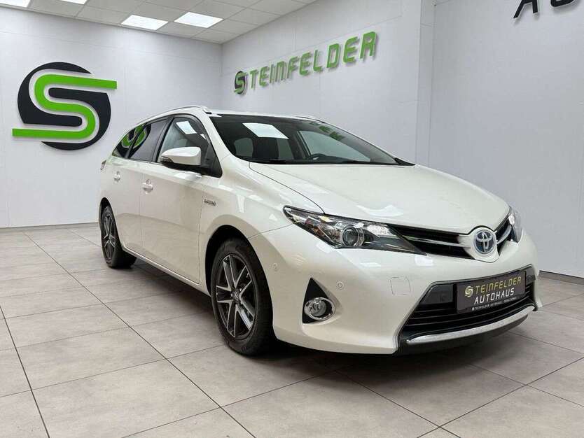 Toyota Auris 103.061 km 13.790 € Steinfeld 49439