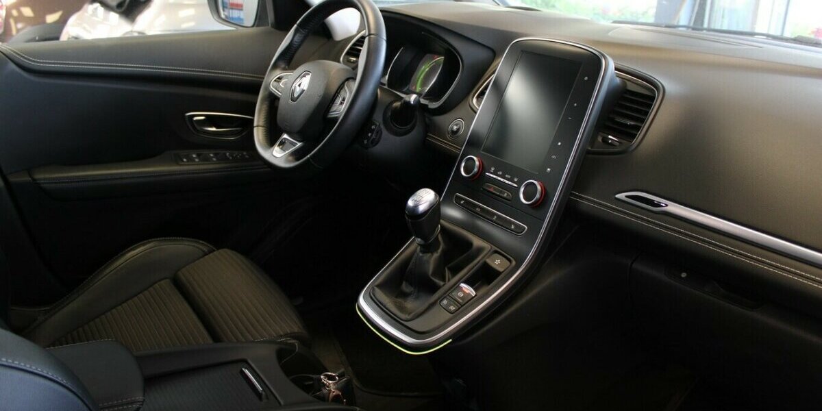 Renault Scenic ENERGY TCe 130 INTENS 72.560 km 11.480 &euro; Euskirchen 53881