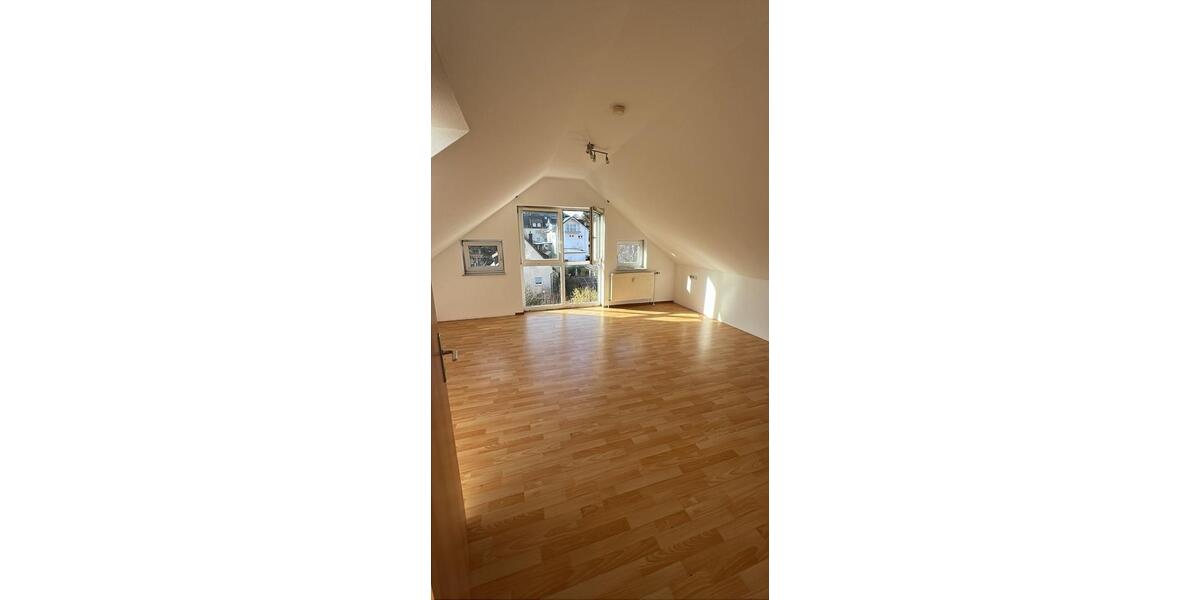 Maisonettenwohnung Göppingen - 3.5 Zimmer, 94 m&sup2;, 1.050&euro; | Angebot:25046473