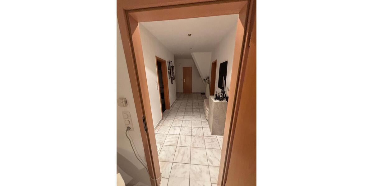 Etagenwohnung Espenau - 3 Zimmer, 105 m&sup2;, 1.300&euro; | Angebot:26396340
