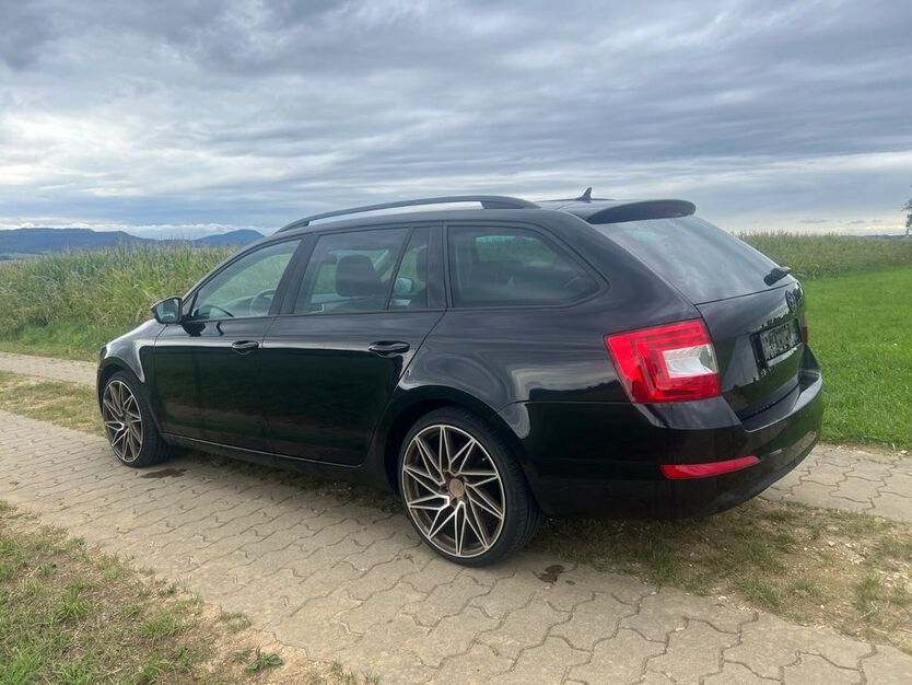 Skoda Octavia 273.600 km 7.999 € Böbingen 73560