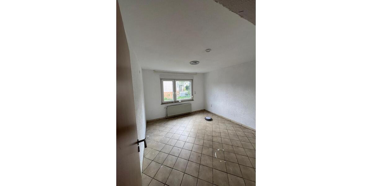 Doppelhaushälfte Pforzheim Eutingen - 8 Zimmer, 142 m&sup2;, 590.000&euro; | Angebot:26763496