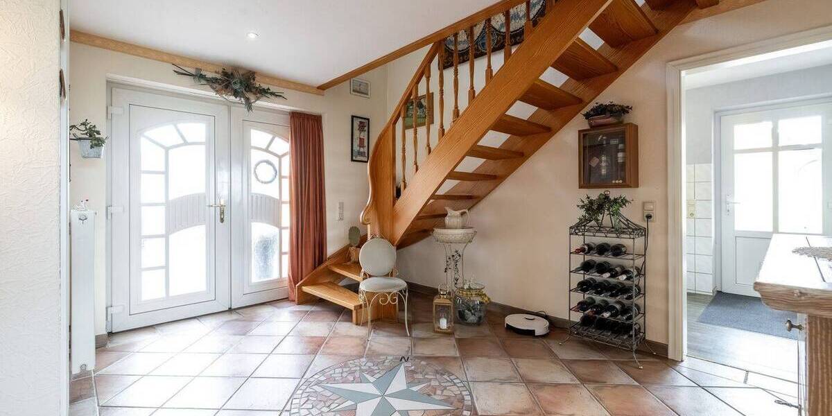 Mehrfamilienhaus, Wohnhaus Risum-Lindholm Lindholm - 9 Zimmer, 301 m&sup2;, 479.000&euro; | Angebot:26392122