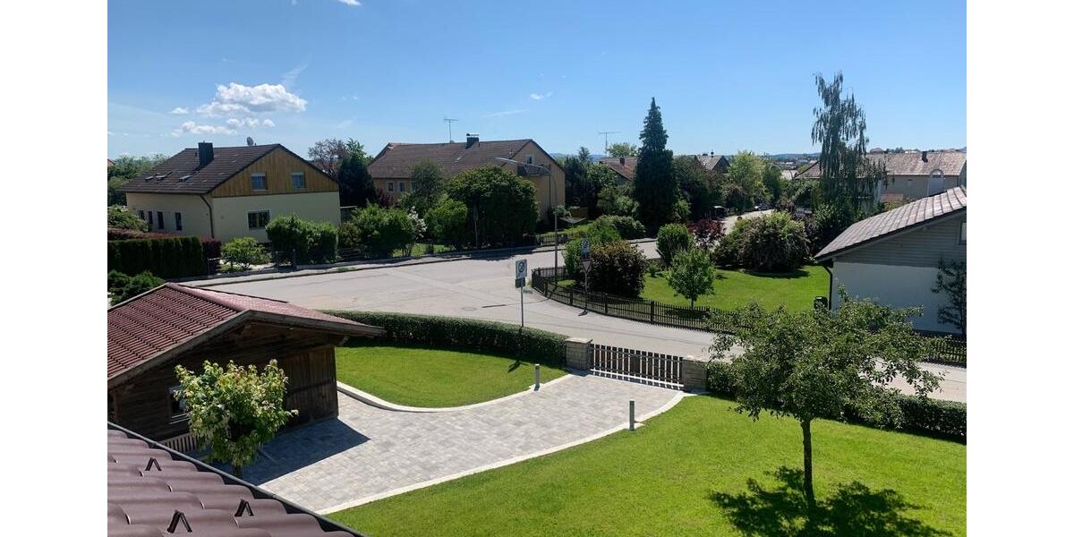 Dachgeschoßwohnung Salzweg - 3.5 Zimmer, 104 m&sup2;, 900&euro; | Angebot:26408502