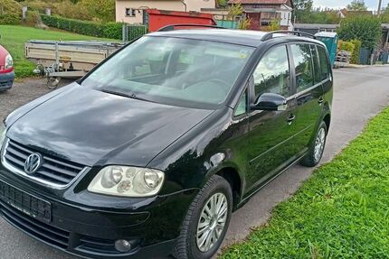 VW Touran 285.200 km 2.777 &euro; Möckmühl 74219