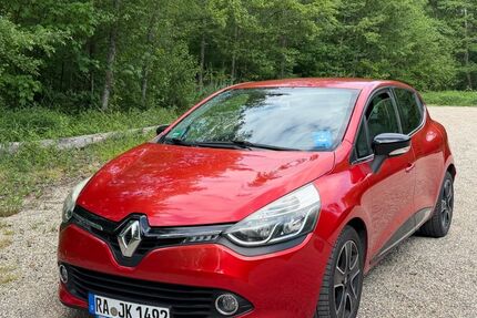 Renault Clio 92.000 km 6.100 &euro; Gaggenau 76571