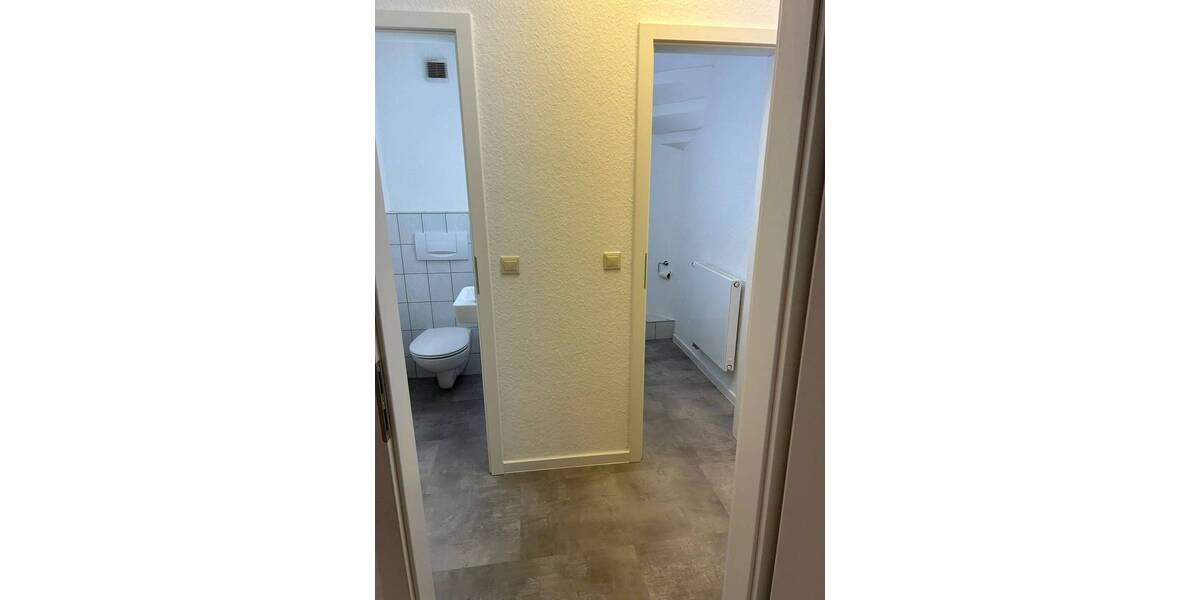 Gewerbeobjekt Altenburg Südost - 4 Zimmer, 156 m&sup2;, 1.000&euro; | Angebot:26028463