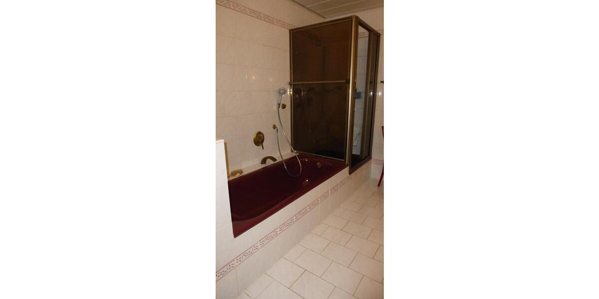 Einfamilienhaus Hüttlingen - 10 Zimmer, 255 m&sup2;, 720.000&euro; | Angebot:26835609