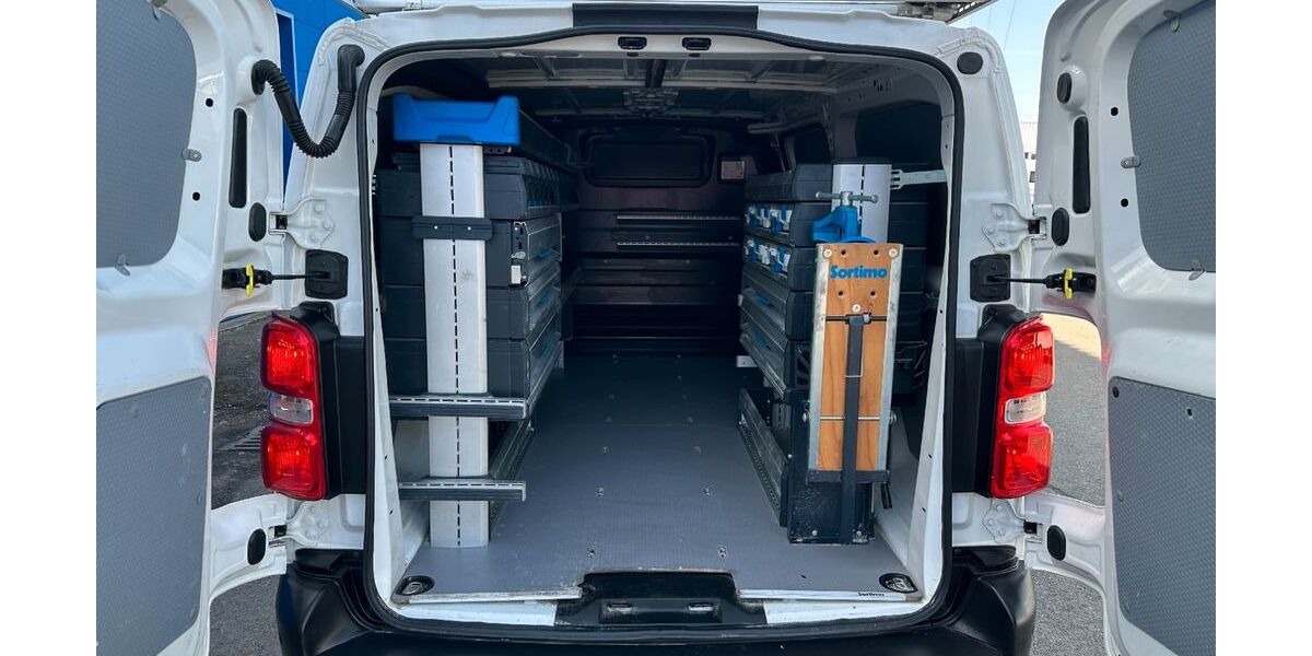 Opel Vivaro 93.629 km 16.500 &euro; Sindelfingen 71065