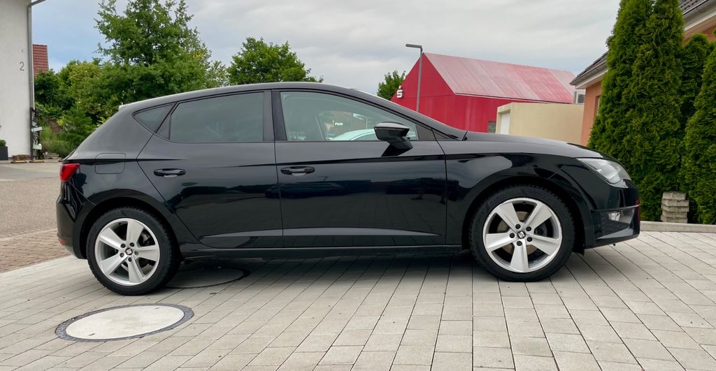 Seat Leon 129.300 km 13.100 &euro; Ottersweier 77833