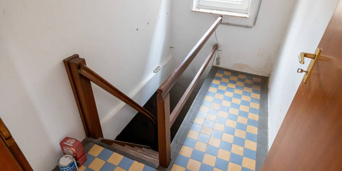 Etagenwohnung Ganderkesee Neuenlande - 6 Zimmer, 145 m&sup2;, 149.000&euro; | Angebot:25846192