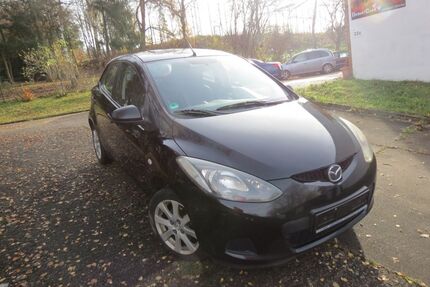 Mazda 2 212.000 km 999 &euro; Schlangenbad 65388