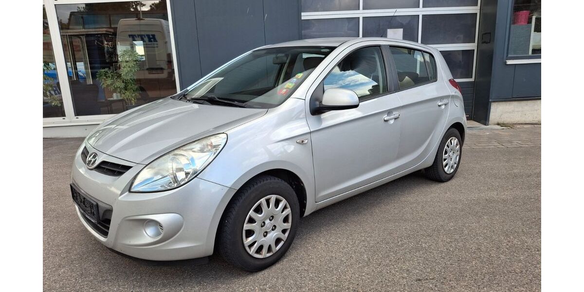 Hyundai i20 165.000 km 2.450 &euro; bad Wurzach 88410