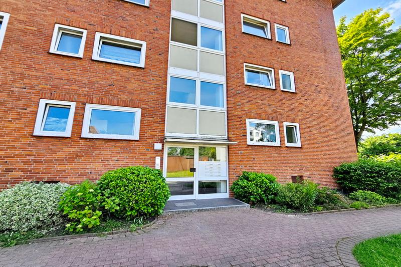 Immobilien Selbstläufer - Toplage mit Wertzuwachs - Gut vermietete 2,5 Zi.- Whg. im Herzen von Pinneberg ! 3 zimmer